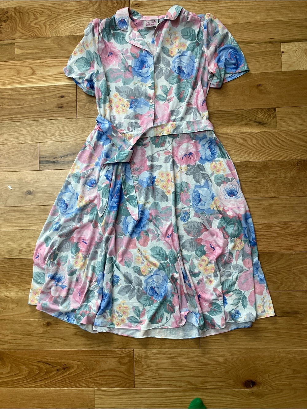 Vintage California Looks floral dress with belt
